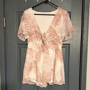 NWOT Blush Palm-Print Tie Front Romper
